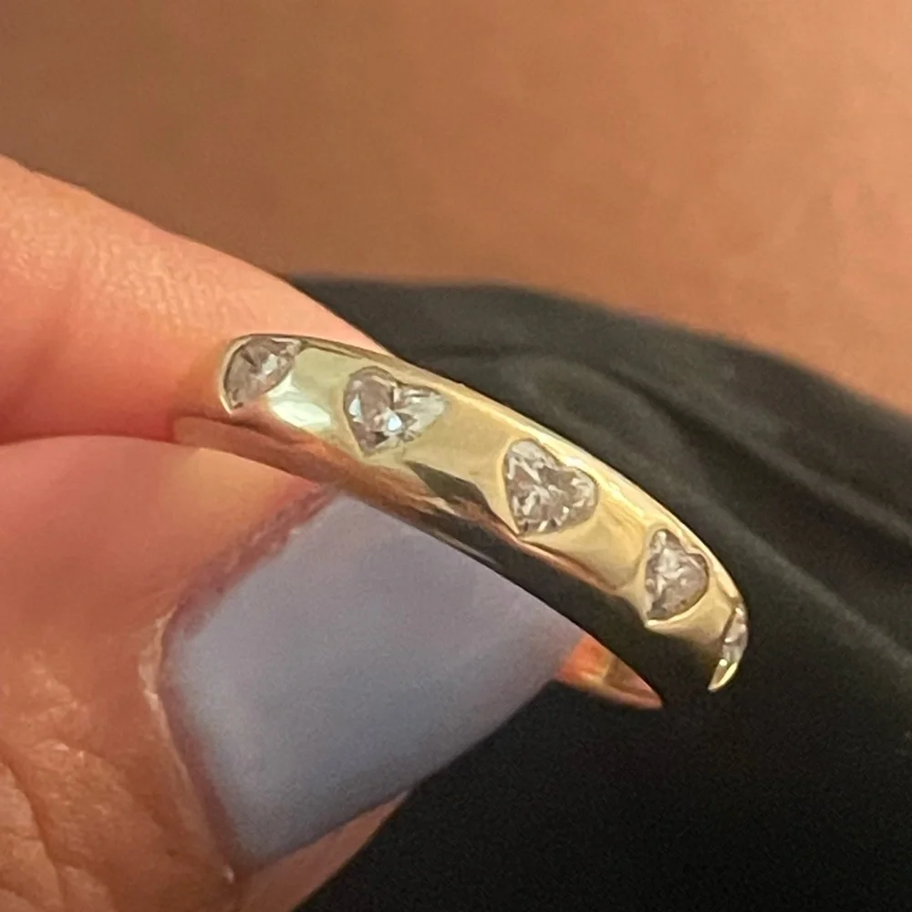 Jewels Park 18K yellow gold Mini Chunky Diamond Heart Ring